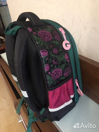 Рюкзак школьный