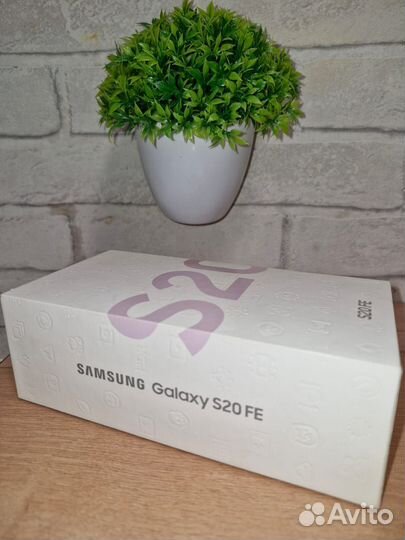 Samsung Galaxy S20 FE, 6/128 ГБ