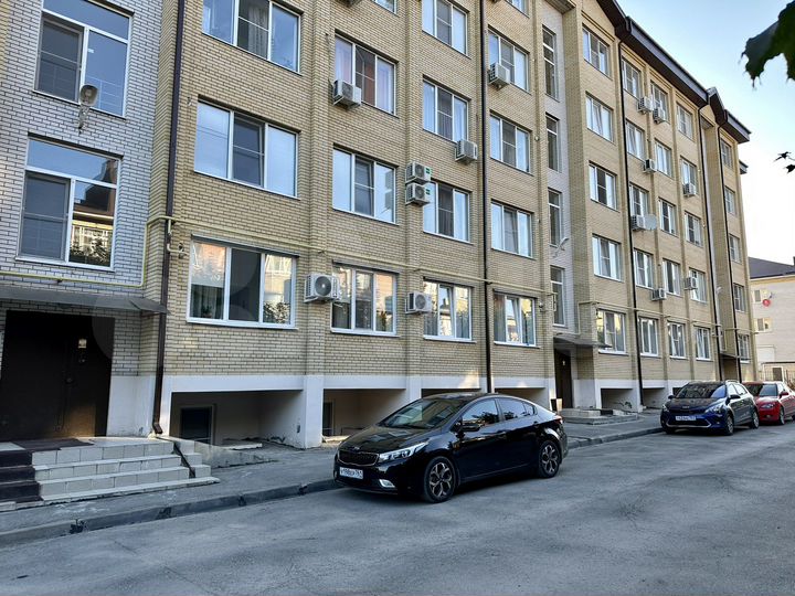 2-к. квартира, 80 м², 4/5 эт.