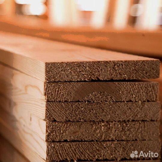 Строганная лиственница: доски 55x125 мм, равномерн