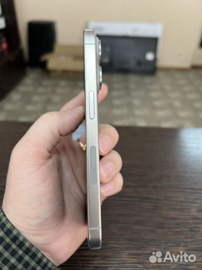 iPhone 15 Pro, 512 ГБ