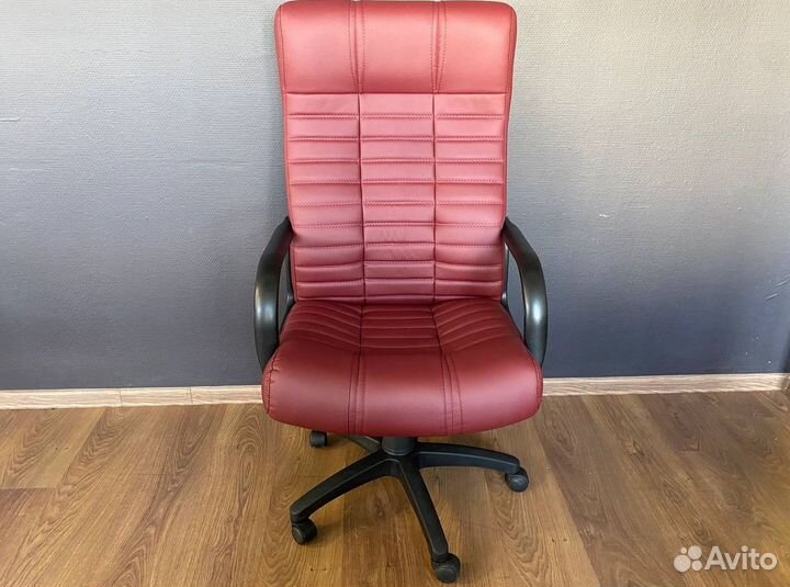 Офисное кресло от производителя