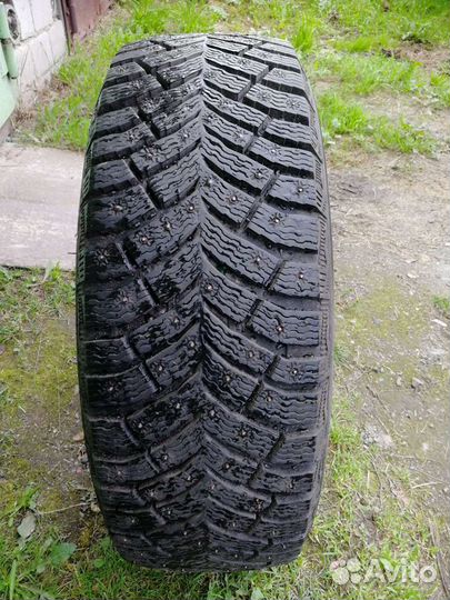 Michelin Agilis X-Ice North 195/65 R15