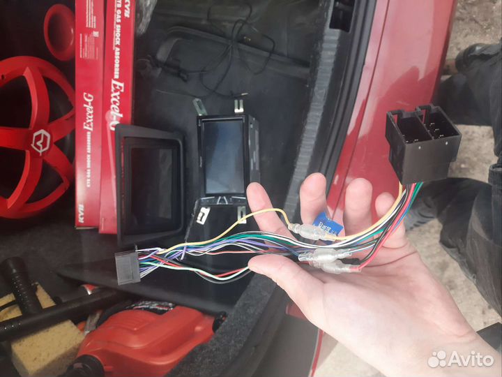 Автопроигрыватель Pioneer DMH-G221BT