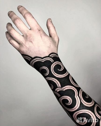 Модель на тату