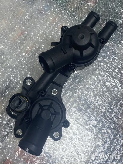 Корпус термостата VAG аналог 03C121111H