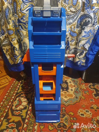 Автопарковка для машинок