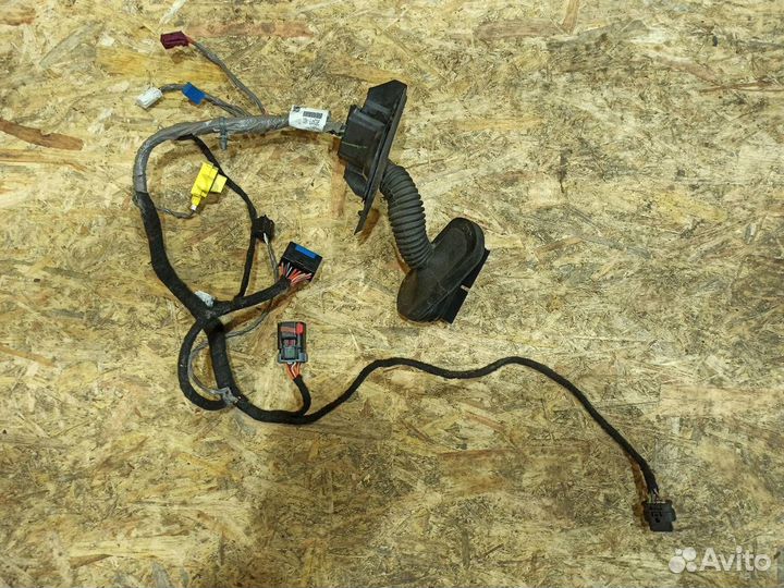 Проводка двери передней правой Dodge Journey 2009