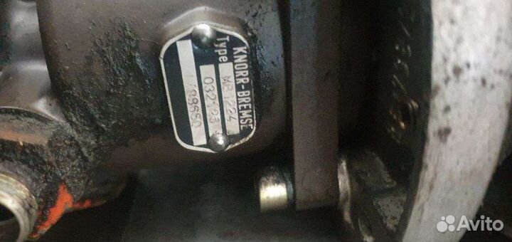 Экскаватор Atlas 1304, 1404 ходовой клапан педали