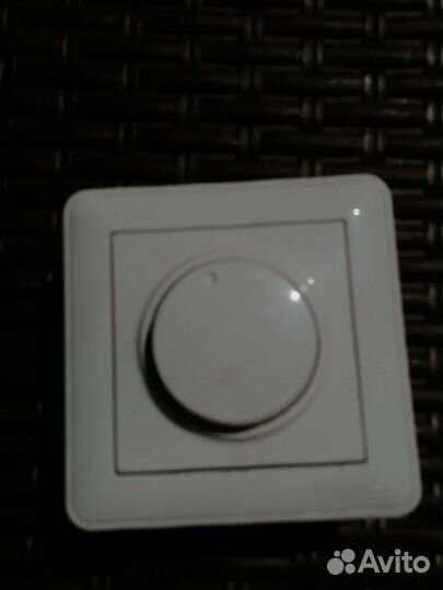 Schneider Electric SR-5S0-1-86 W59 светорегулятор