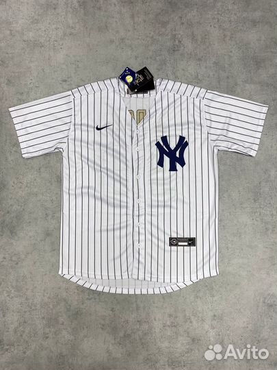 Форма Аарон Джадж