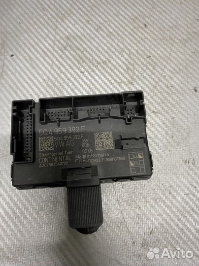 Блок комфорта передний правый skoda kodiaq