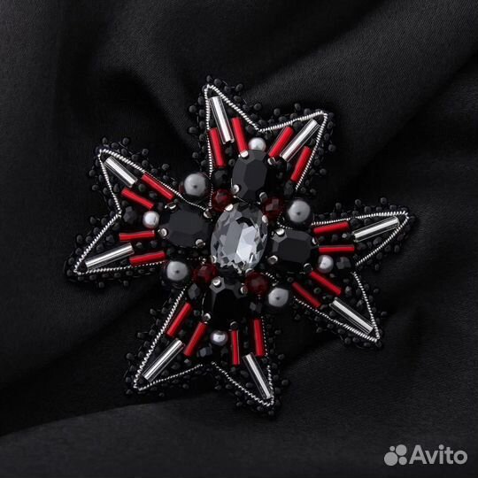 Брошь орден русноц роботы из страз