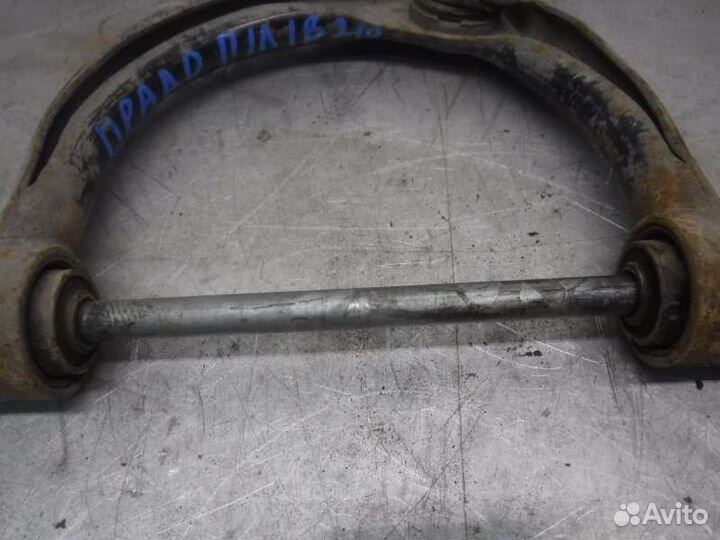 Рычаг верхний передний левый Toyota Lc Prado 120