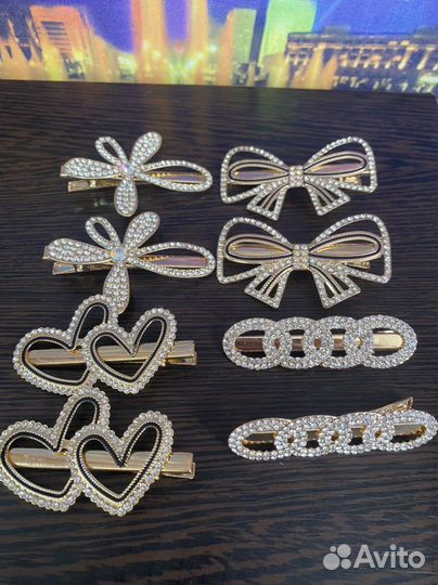 Заколки для волос