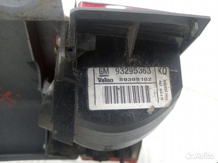 Фонарь задний для Opel Meriva A 93184713