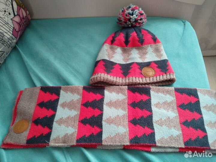 Шапка и шарф reima 52 54 на девочку зима