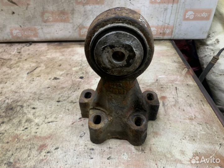 Кронштейн кабины передний левый Daf Xf 95