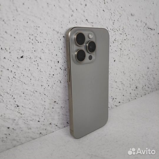 iPhone 15 Pro, 128 ГБ