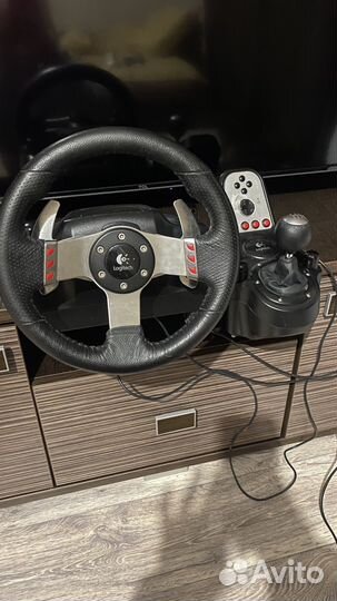 Игровой руль Logitech G27