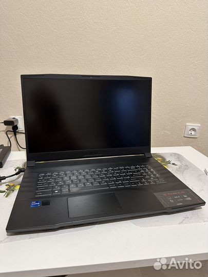 MSI pulse gl76 11uek-080xru