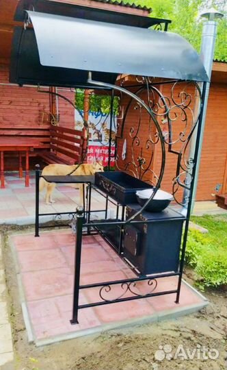 Мангал с крышей