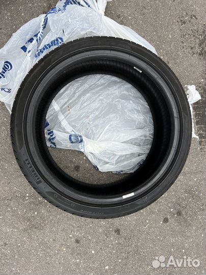 Pirelli P Zero II 225/40 R19 89W