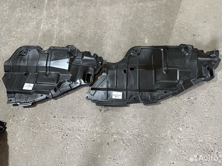 Пыльники переднего бампера Toyota camry/40/45