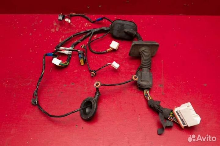 Проводка двери передняя левая Kia Ceed 1G G4FC 1.6