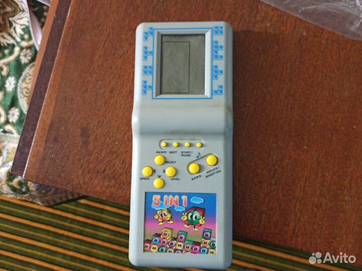 Тетрис из 90х прекрасная модель