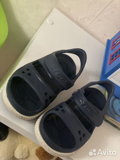 Сандали crocs c7