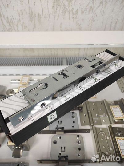 Ручки и замки на китайские двери