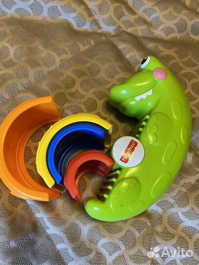 Крокодил fisher price