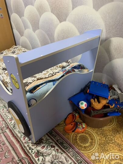 Кровать машина