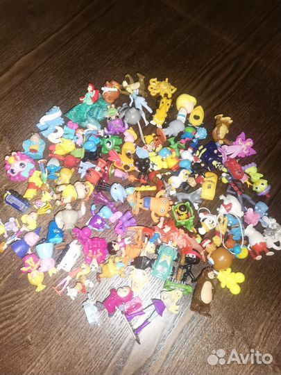 Игрушки из киндер сюрприза пакетом