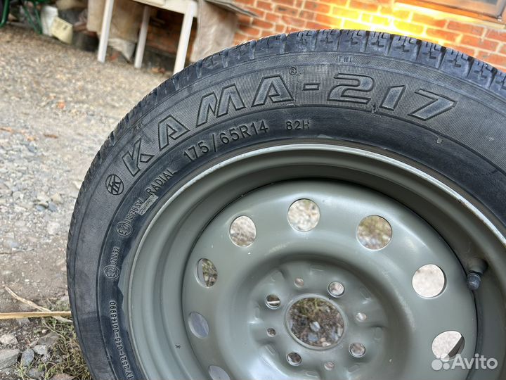 Диски с летней резиной 175/65R14