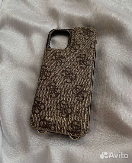 Чехол Guess с картхолдером на iPhone 11 pro