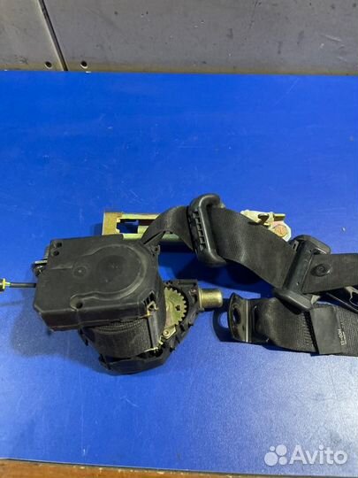 Ремень безопасности задний правый Mercedes-Benz
