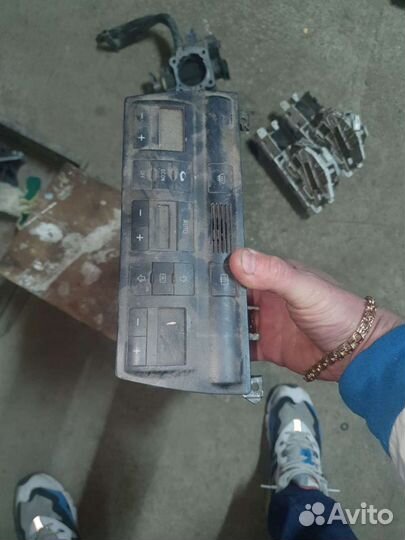 Блок переключения печки на ауди а6 С5 2003г