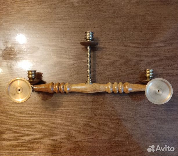 Подсвечники, часы для интерьера