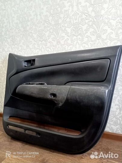 Обшивка дверей Тойота probox