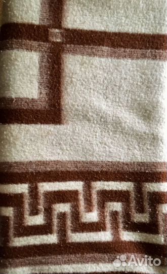 Одеяло из верблюжей шерсти