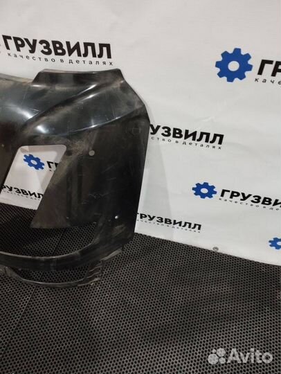 Окантовка левой фары Volvo FM5 84407376