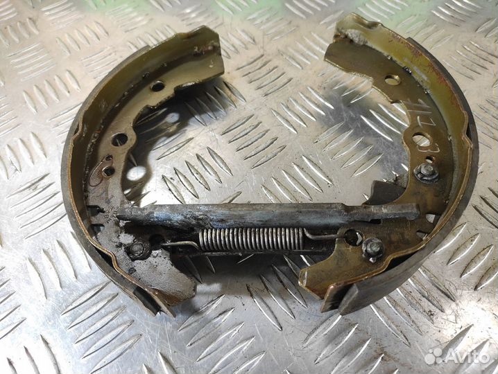 Механизм ручника Daihatsu Atrai 7