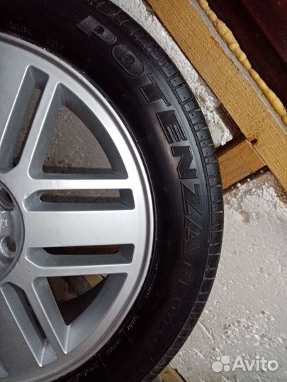 Bridgestone Potenza RE040 215/55 R16 91