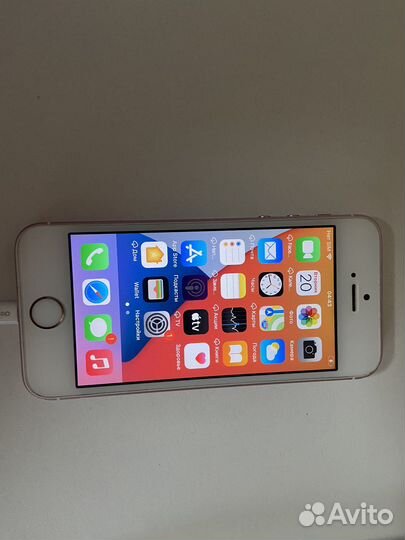 iPhone SE(2016) 32гб, розовый