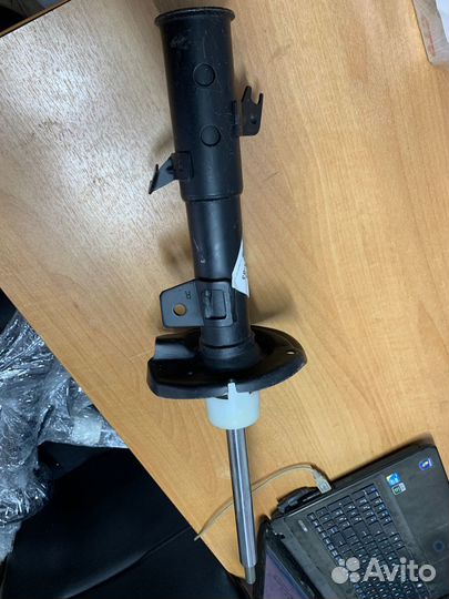 Амортизатор передний газовый Ford Fiesta