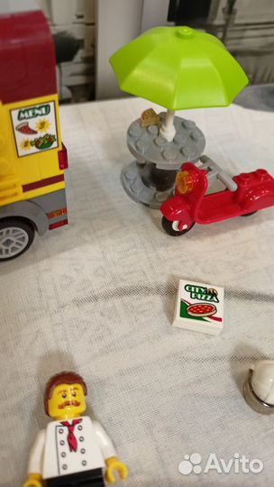 Lego city 60150 Пиццерия на колесах