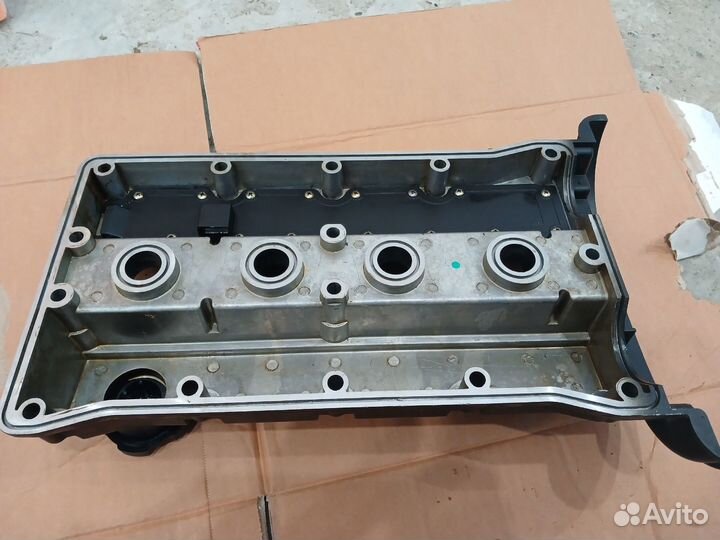 Алюминиевая клапанная крышка F16D3