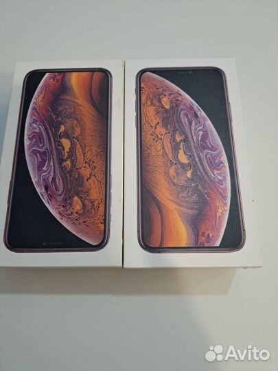 Коробочки от Айфонов